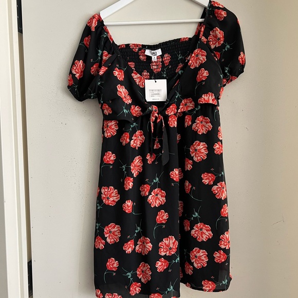 Jack by BB Dakota Pretty in Poppies Black Floral Print Tie Front Mini Dress NWT - Picture 6 of 7